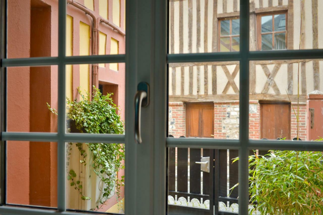 La Maison De Pierre Et Valerie Ste Catherine Онфлёр Экстерьер фото